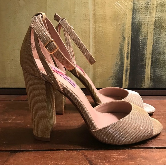 betsey johnson gold glitter heels